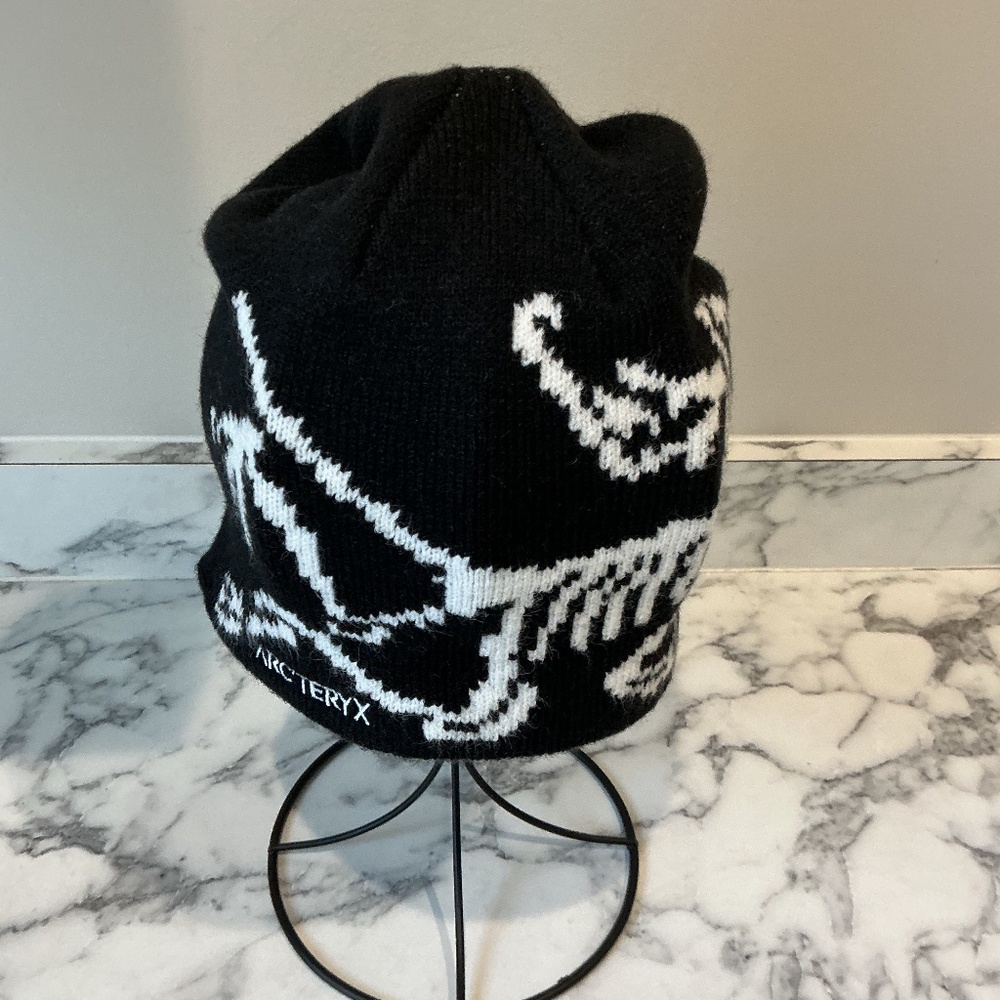 Arc'teryx Beanie Bird Head Toque Black/White OS Like New